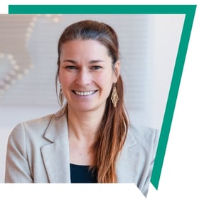 Portrait_SabineWeick_Flag